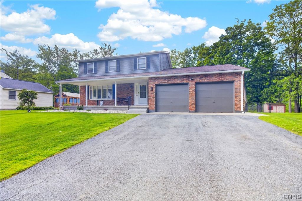 54 Whitford Avenue, Whitestown, NY 13492