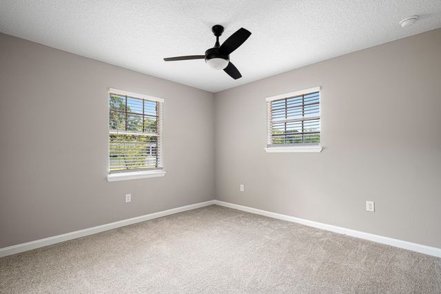 207 Oglesby Avenue, Crestview, FL 32536