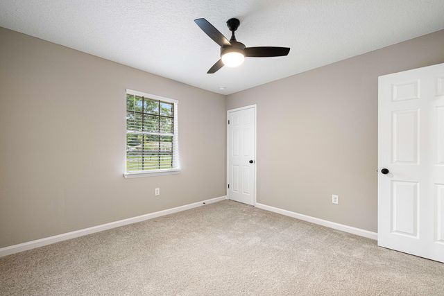 207 Oglesby Avenue, Crestview, FL 32536