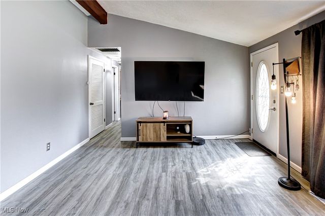 3161 Denny Road, Ravenna, OH 44266