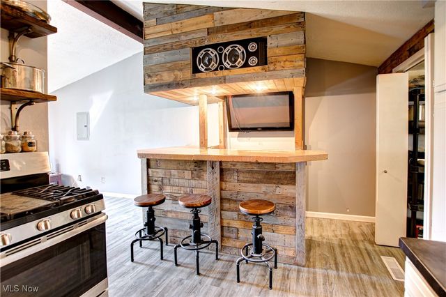 3161 Denny Road, Ravenna, OH 44266