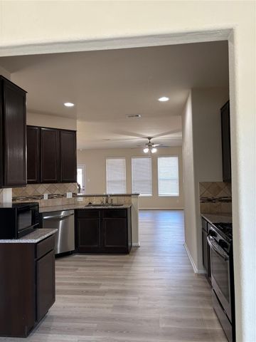 15019 Darby Retreat Dr, Cypress, TX 77433