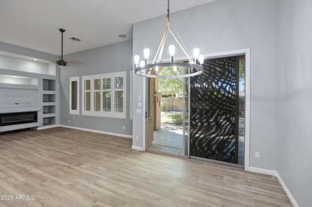 7333 N Kirsten Avenue, Glendale, AZ 85305