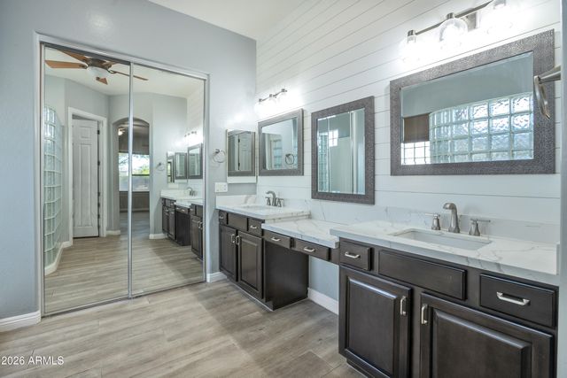7333 N Kirsten Avenue, Glendale, AZ 85305