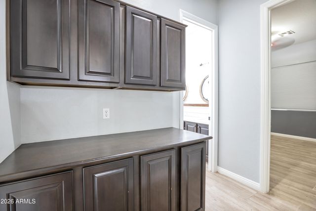 7333 N Kirsten Avenue, Glendale, AZ 85305