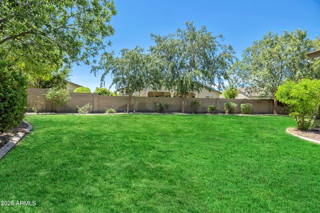7333 N Kirsten Avenue, Glendale, AZ 85305