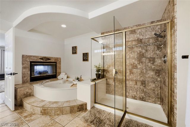 8716 Castle Hill Avenue, Las Vegas, NV 89129