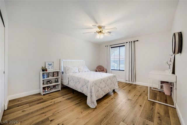 8716 Castle Hill Avenue, Las Vegas, NV 89129