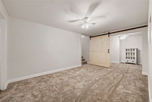 8716 Castle Hill Avenue, Las Vegas, NV 89129