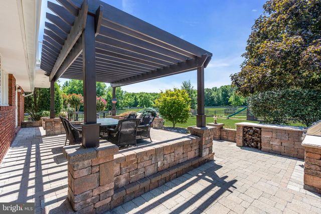 83 DAUM ROAD, Manalapan, NJ 07726