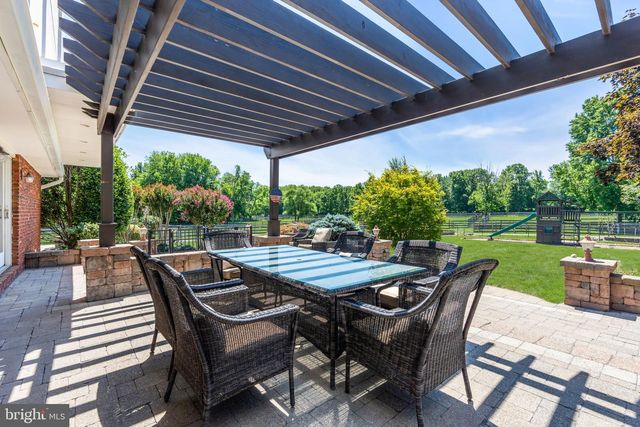 83 DAUM ROAD, Manalapan, NJ 07726