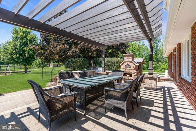 83 DAUM ROAD, Manalapan, NJ 07726