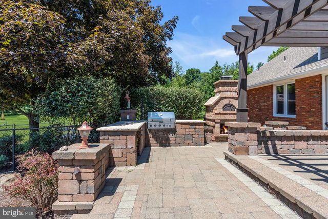 83 DAUM ROAD, Manalapan, NJ 07726
