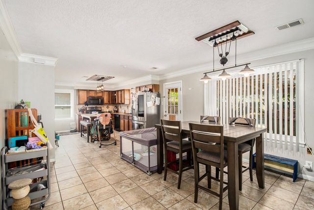 110 William Avenue, Baytown, TX 77520