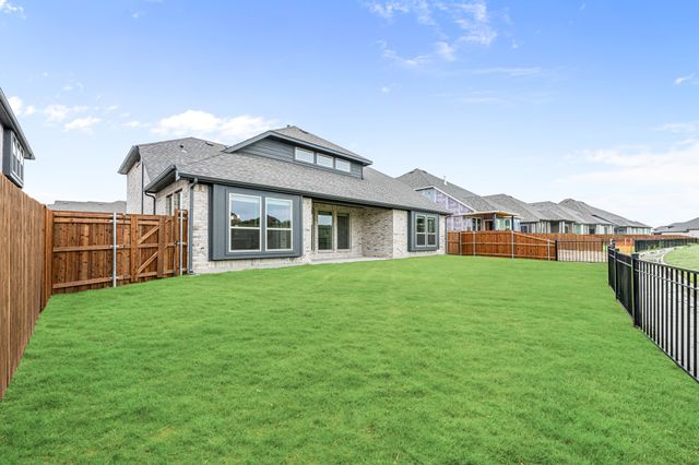 2404 Cornwall Lane, Forney, TX 75126