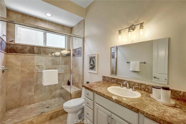 135 Redwood, Carlsbad, CA 92008