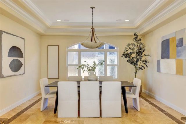 135 Redwood, Carlsbad, CA 92008