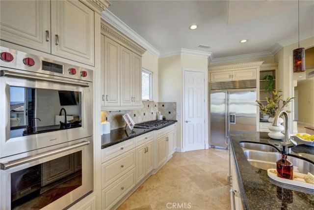 135 Redwood, Carlsbad, CA 92008