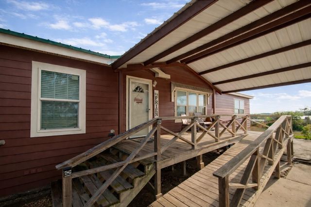 1891 Dworaczyk Road, Yorktown, TX 78164