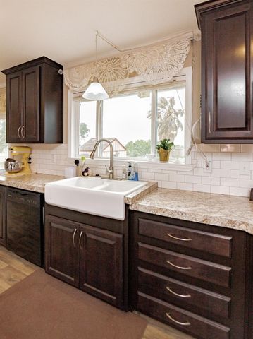 1891 Dworaczyk Road, Yorktown, TX 78164