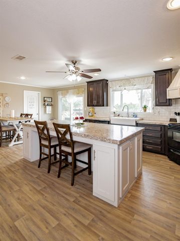 1891 Dworaczyk Road, Yorktown, TX 78164