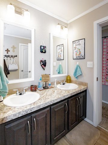 1891 Dworaczyk Road, Yorktown, TX 78164