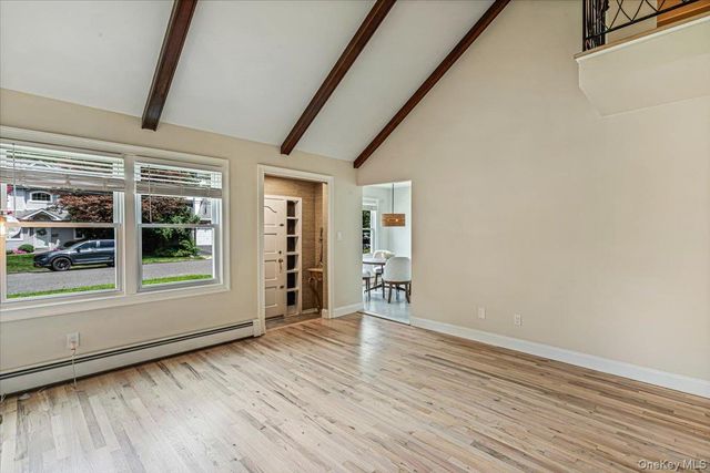 104 Fairfield Avenue, Port Washington, NY 11050