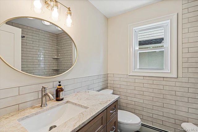 104 Fairfield Avenue, Port Washington, NY 11050
