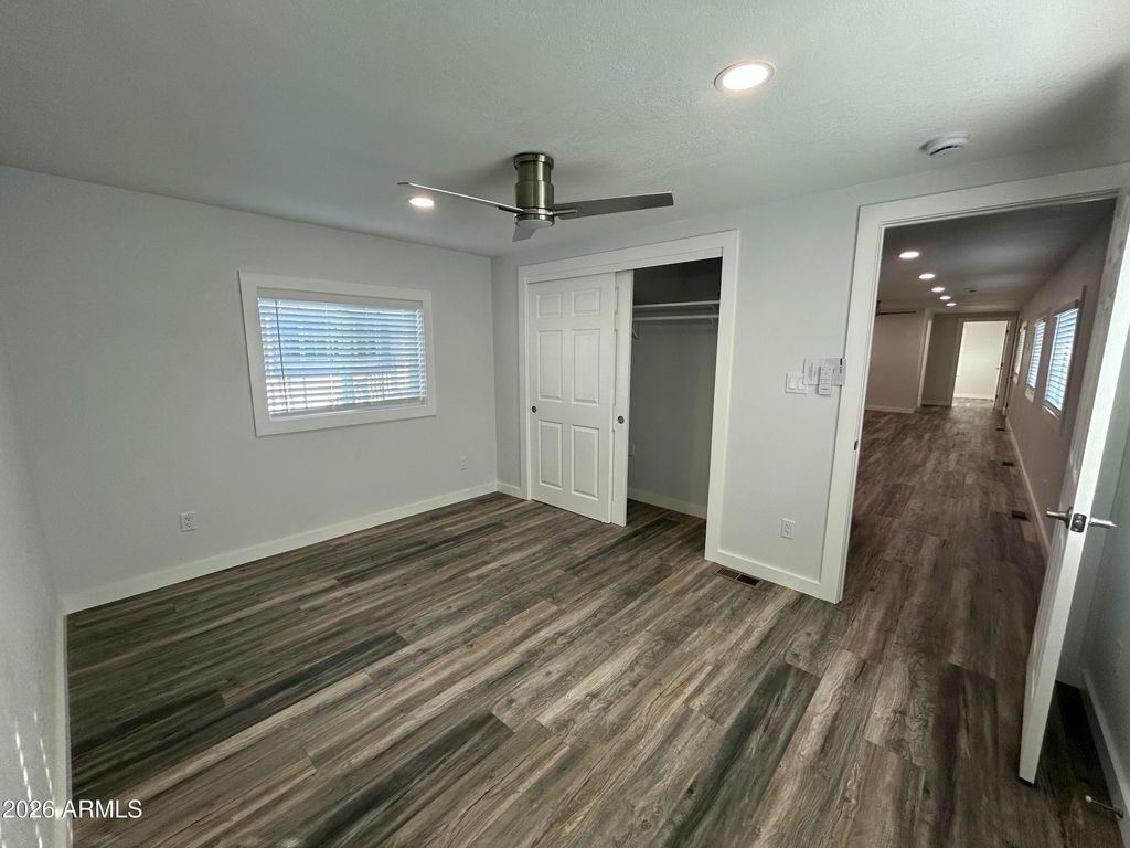 Image 11 of property listing at 16225 N 29TH Street 27, Phoenix, AZ 85032