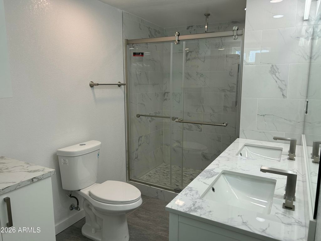 Image 15 of property listing at 16225 N 29TH Street 27, Phoenix, AZ 85032