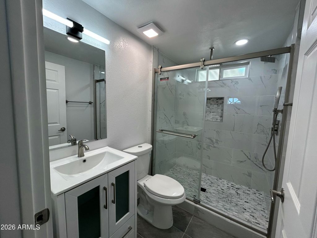 Image 18 of property listing at 16225 N 29TH Street 27, Phoenix, AZ 85032