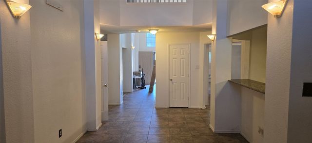 1939 Crepe Myrtle Drive, Lancaster, TX 75146