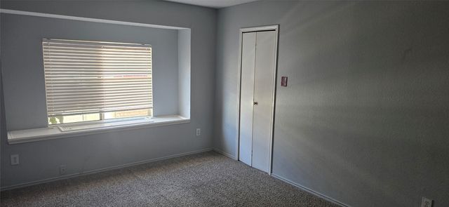1939 Crepe Myrtle Drive, Lancaster, TX 75146