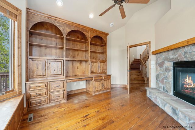 802 STERLING DR, Cheyenne, WY 82009