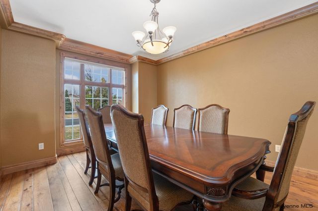 802 STERLING DR, Cheyenne, WY 82009