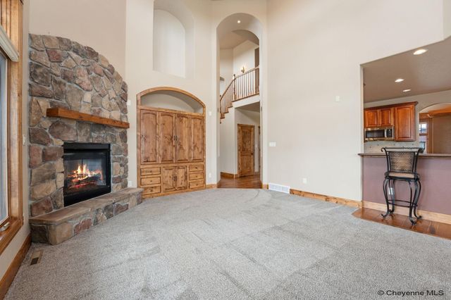 802 STERLING DR, Cheyenne, WY 82009