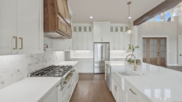 111 Ashton Oak, New Braunfels, TX 78132