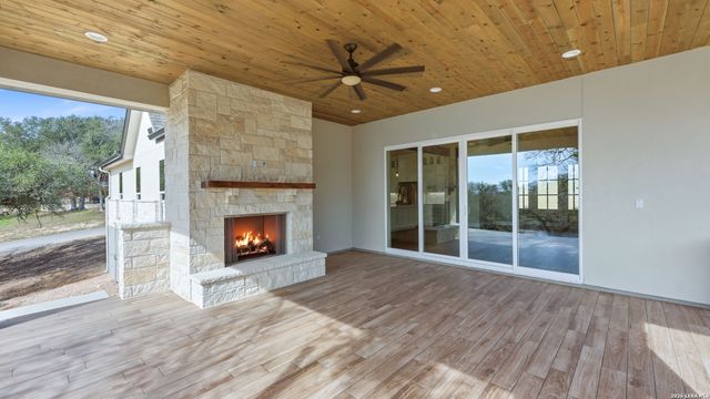 111 Ashton Oak, New Braunfels, TX 78132