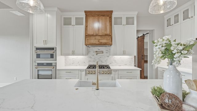 111 Ashton Oak, New Braunfels, TX 78132