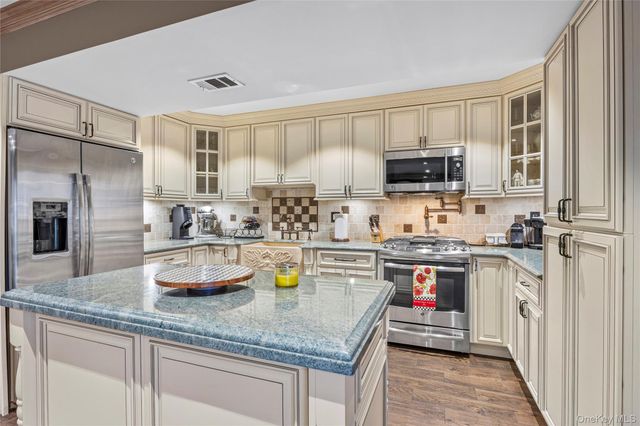 9107 161st Avenue, Howard Beach, NY 11414