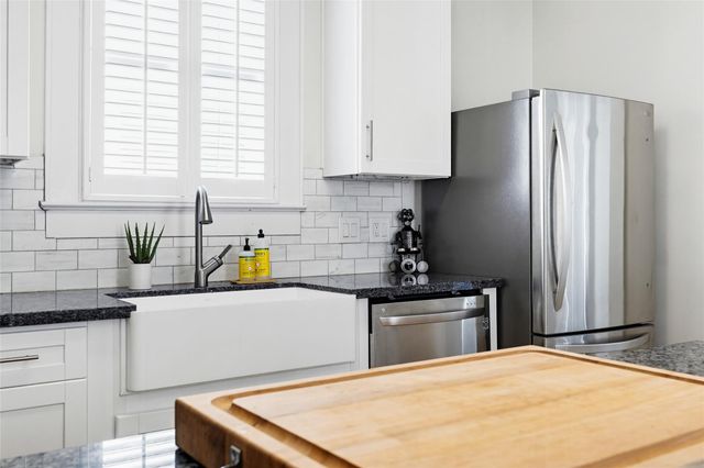 923 Church Street, Galveston, TX 77550