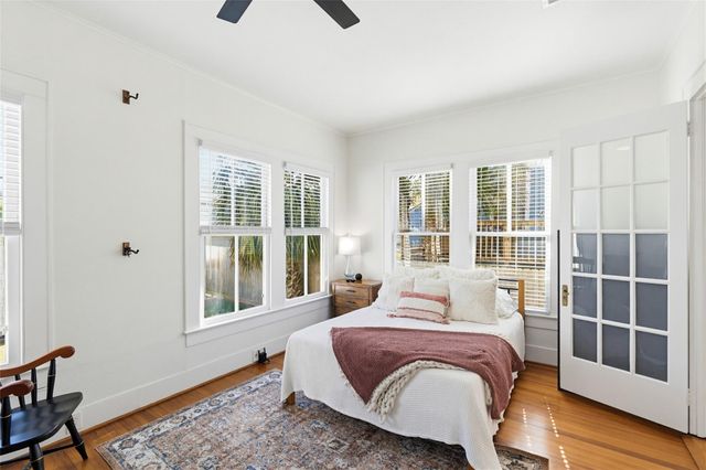 923 Church Street, Galveston, TX 77550