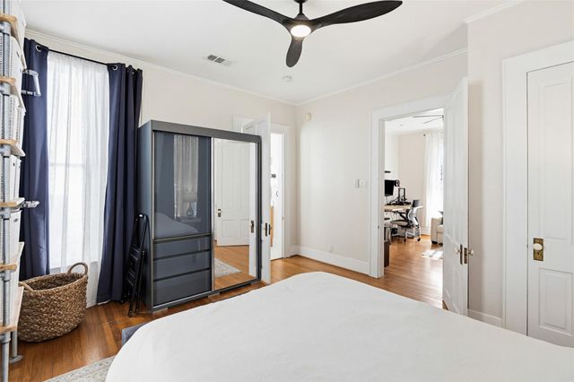 923 Church Street, Galveston, TX 77550