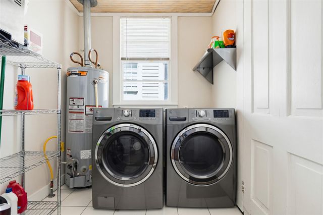 923 Church Street, Galveston, TX 77550