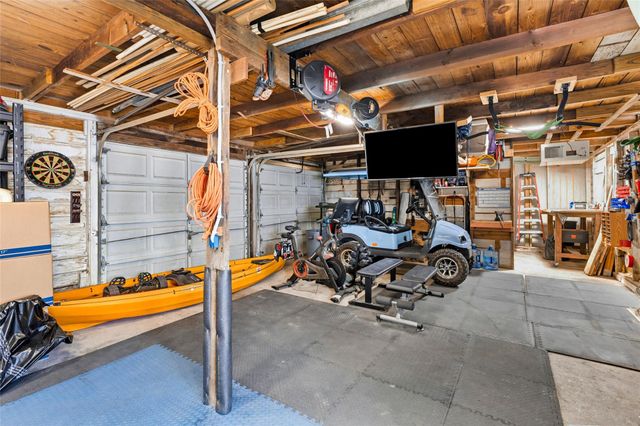 923 Church Street, Galveston, TX 77550