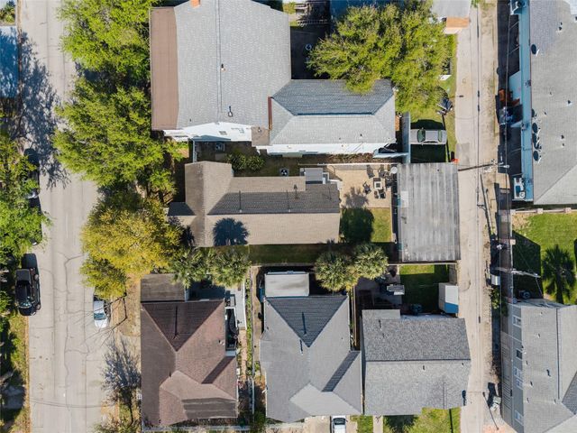 923 Church Street, Galveston, TX 77550