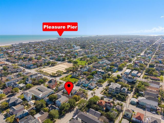 923 Church Street, Galveston, TX 77550