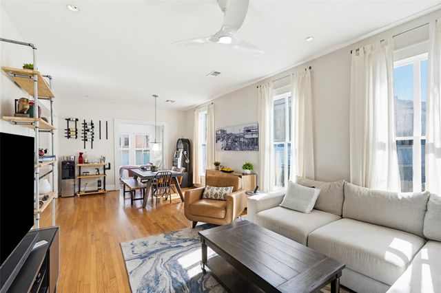 923 Church Street, Galveston, TX 77550