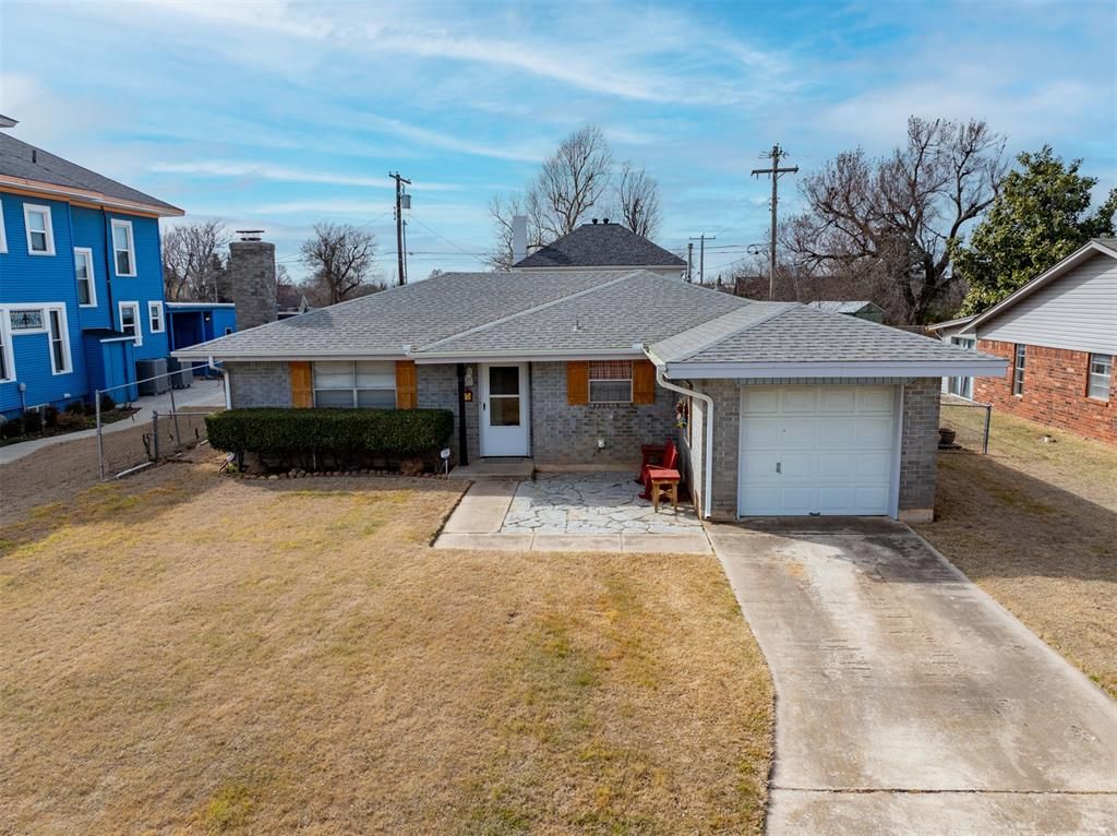 Image 1 of property listing at 314 S Roberts Avenue, El Reno, OK 73036