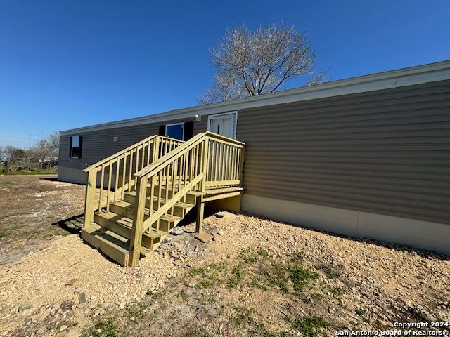 18480 LEAL RD, San Antonio, TX 78221